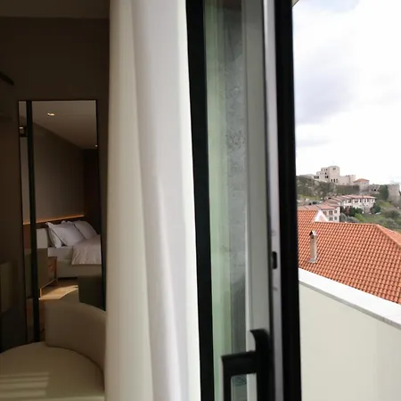 Dion Boutique - Center Otel *
