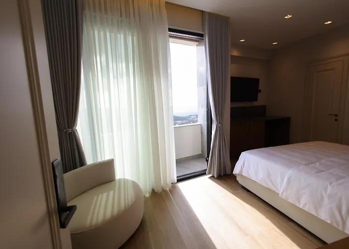 Dion Boutique - Center Hotel Krujë