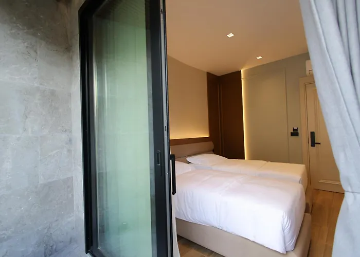 Dion Boutique - Center Hotel *